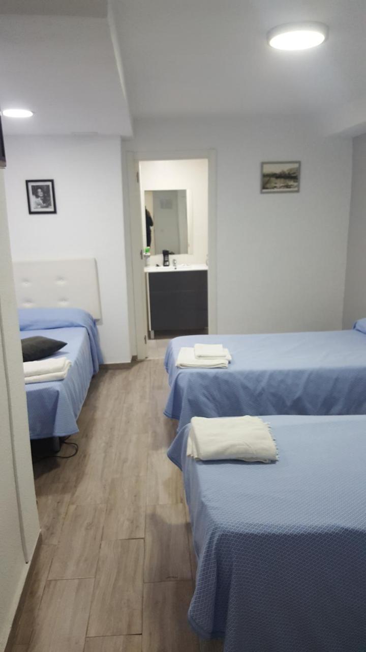 Triple Room Private Bathroom
