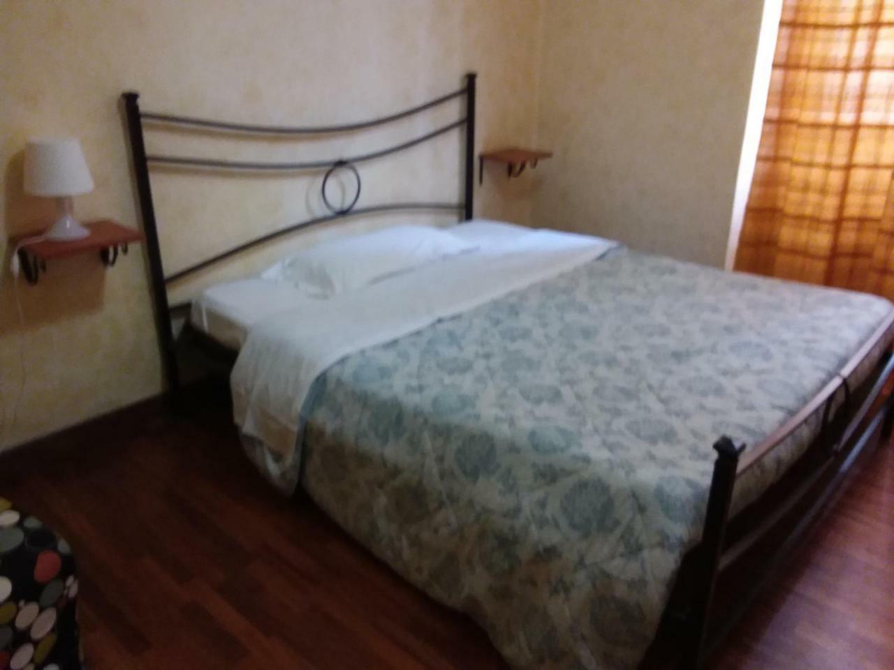 Basic Triple Room