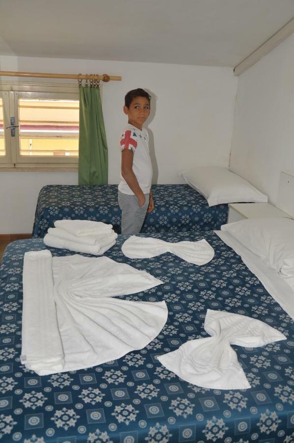 Double Room,832901570:JPEG