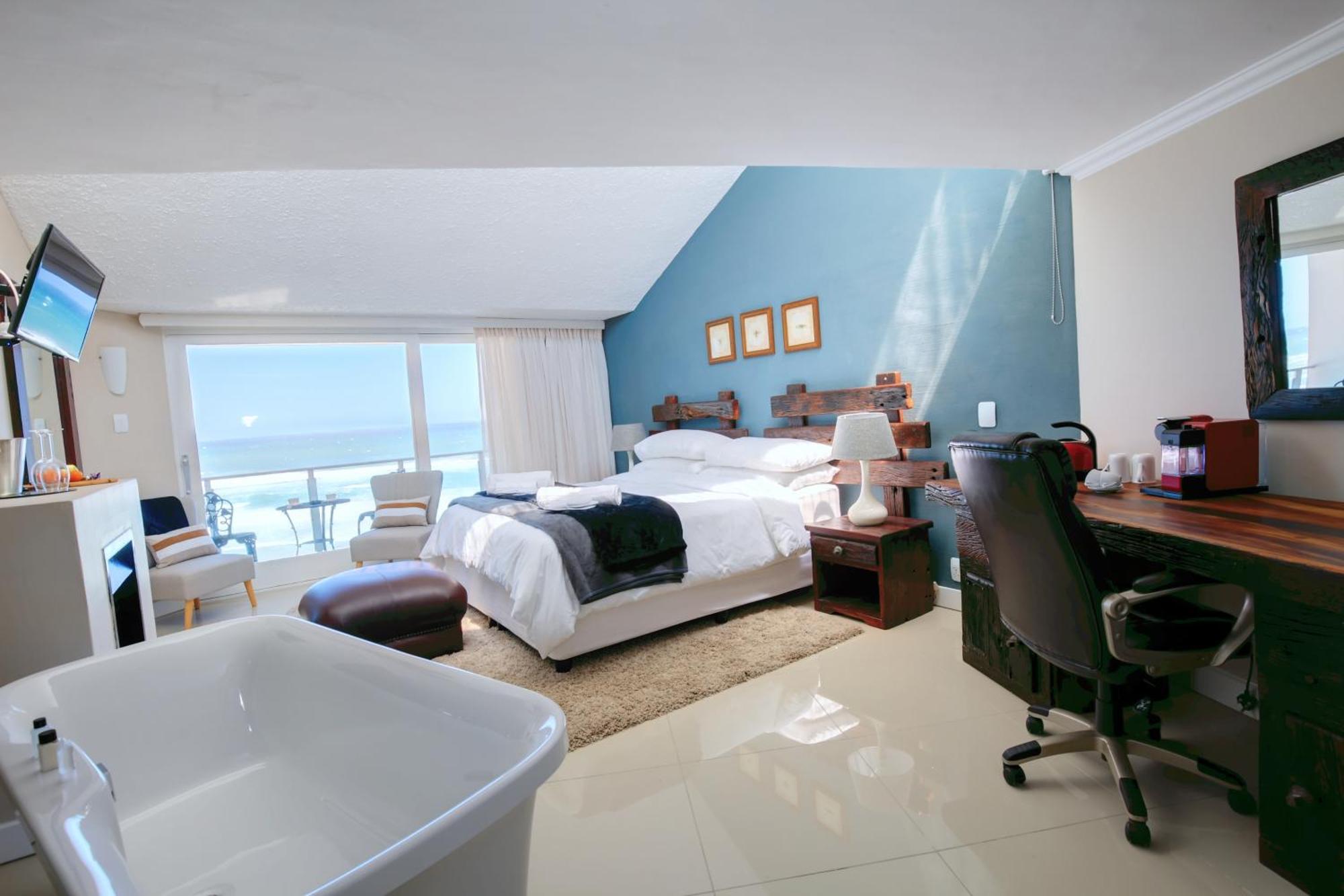 Superior King Room,441975837:JPEG