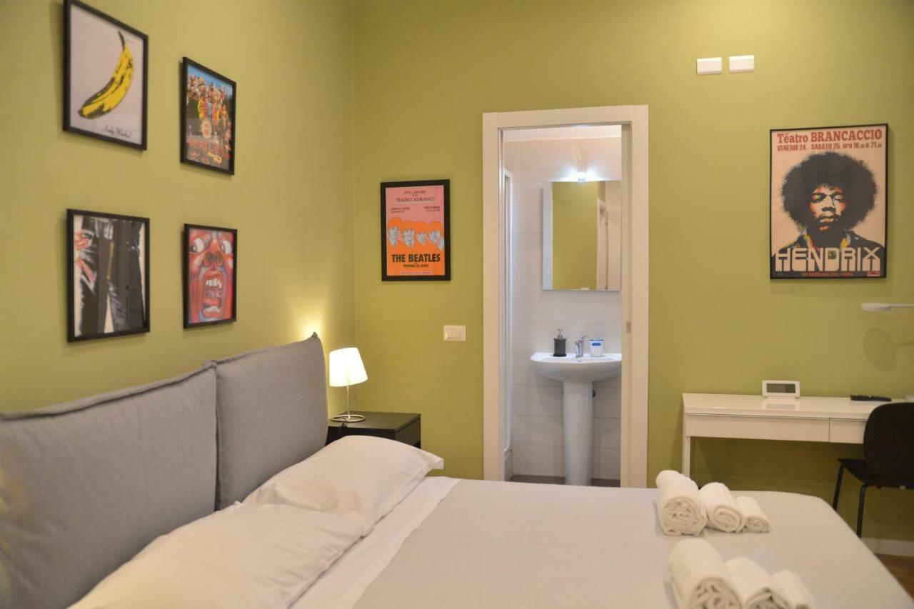 Double Room Private Bathroom
