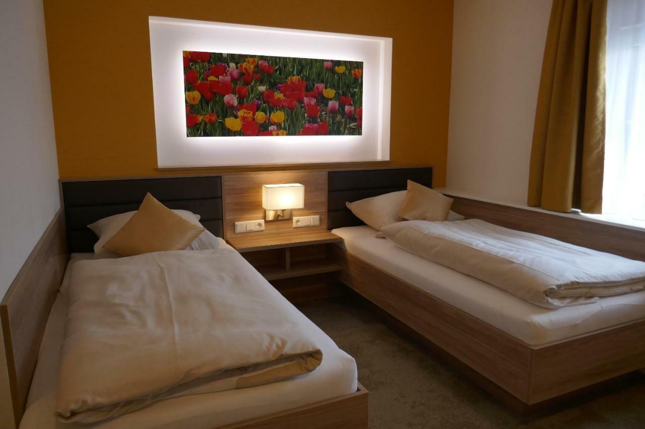 Zweibettzimmer