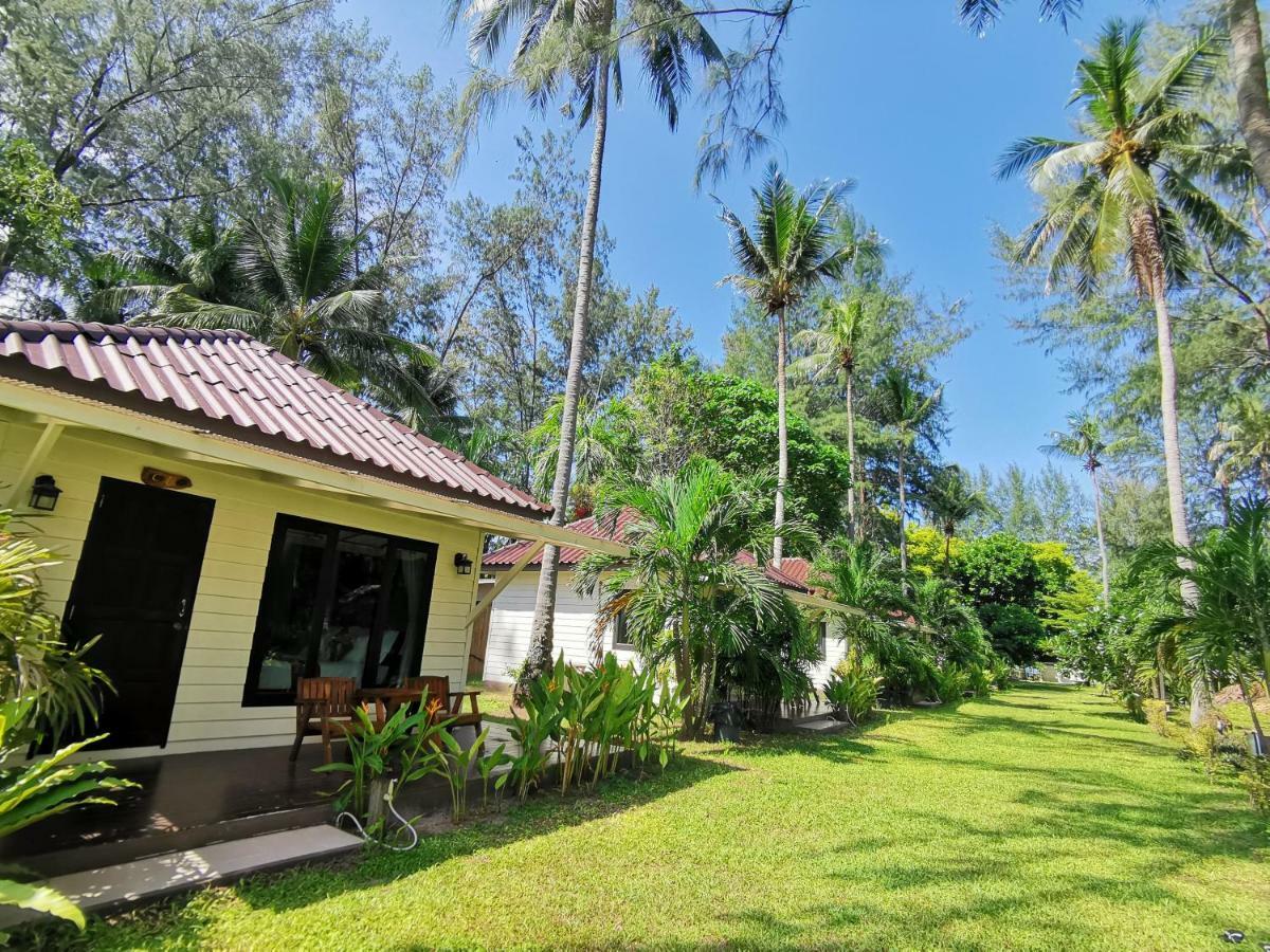 Deluxe Bungalow mit Gartenblick