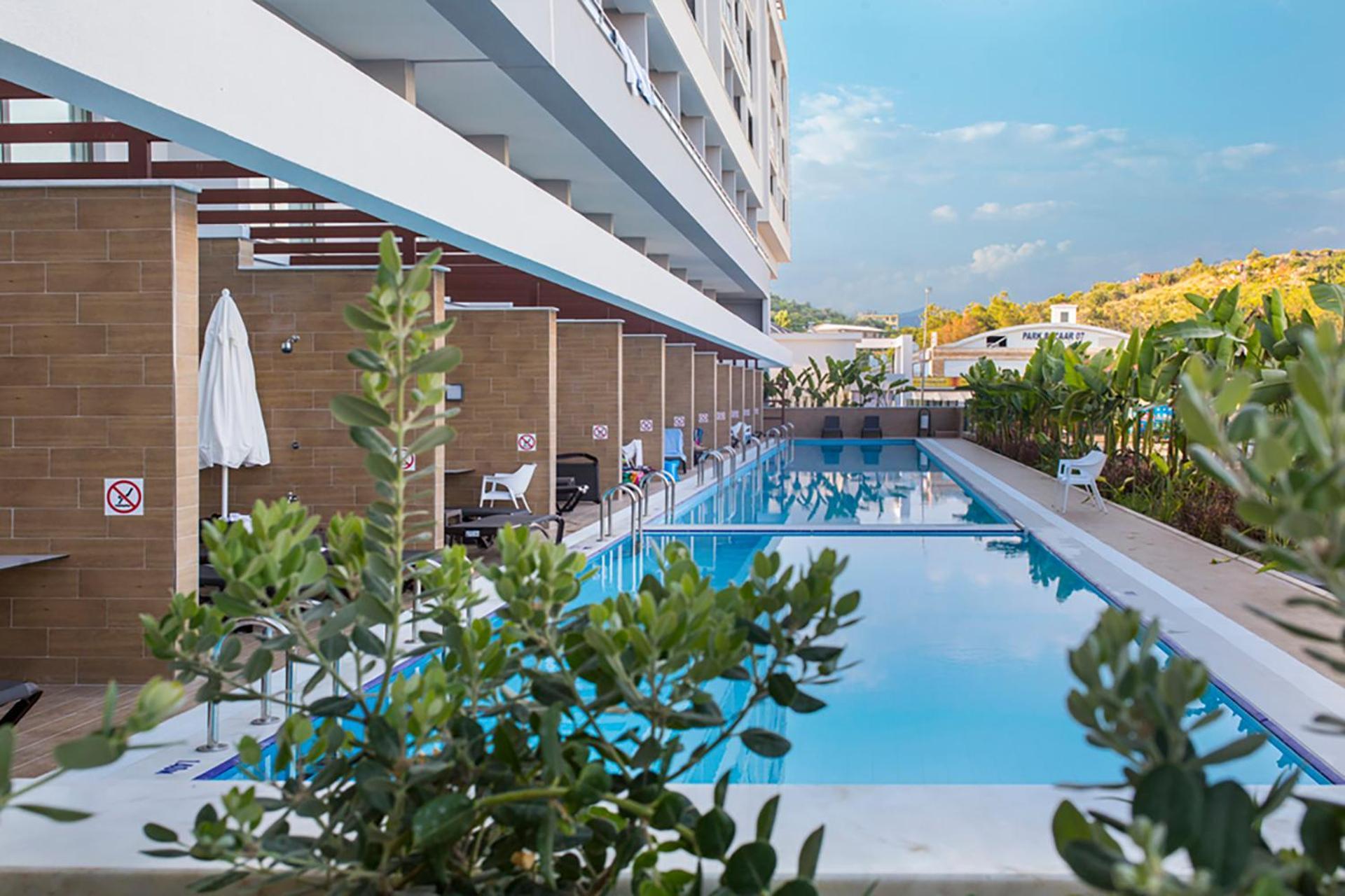 Double Room Pool Access,919357195:JPEG