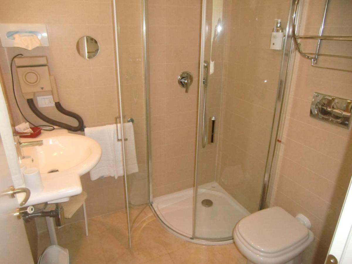 Basic Double or Twin Room Terrace Ground Floor