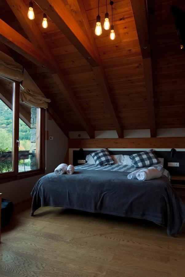 Superior King Suite