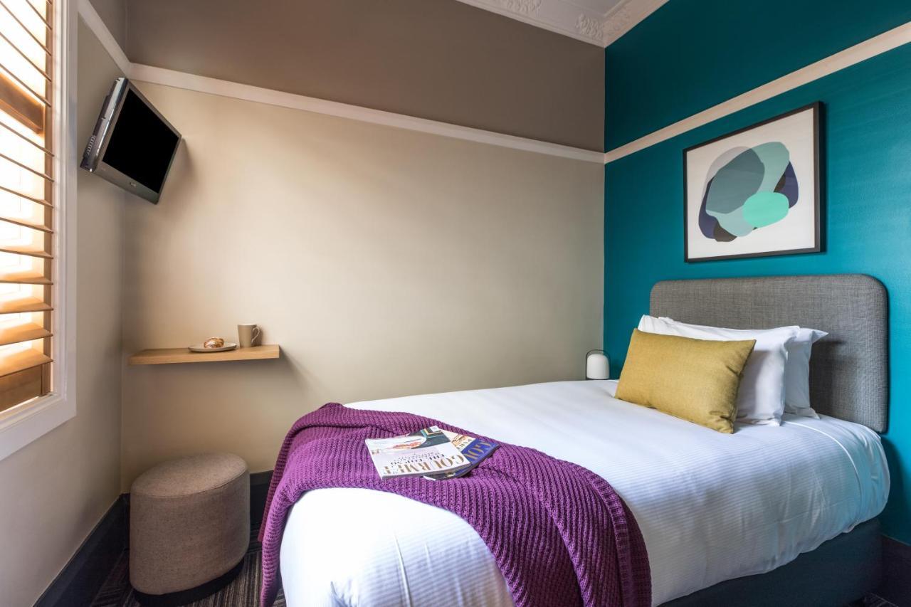 Compact Single Room