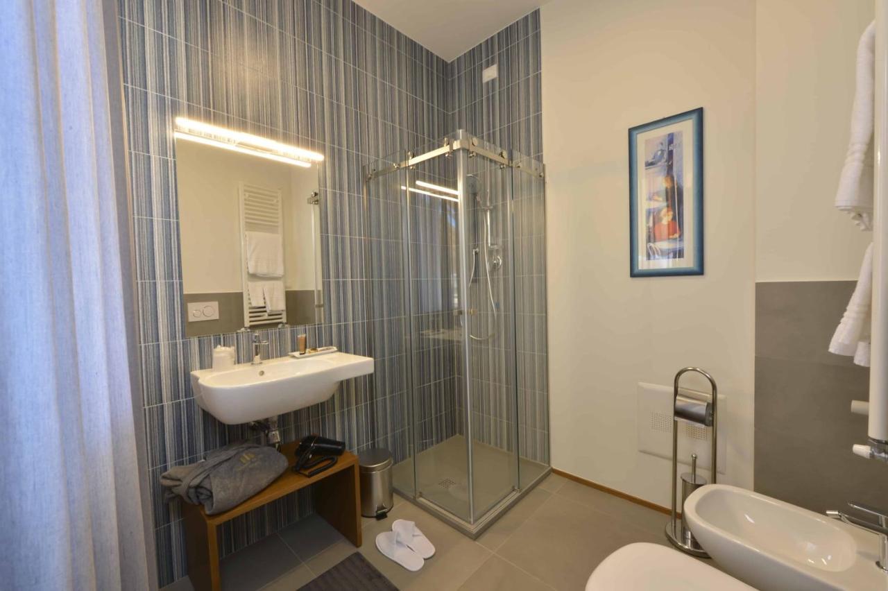 Single Room Private Bathroom