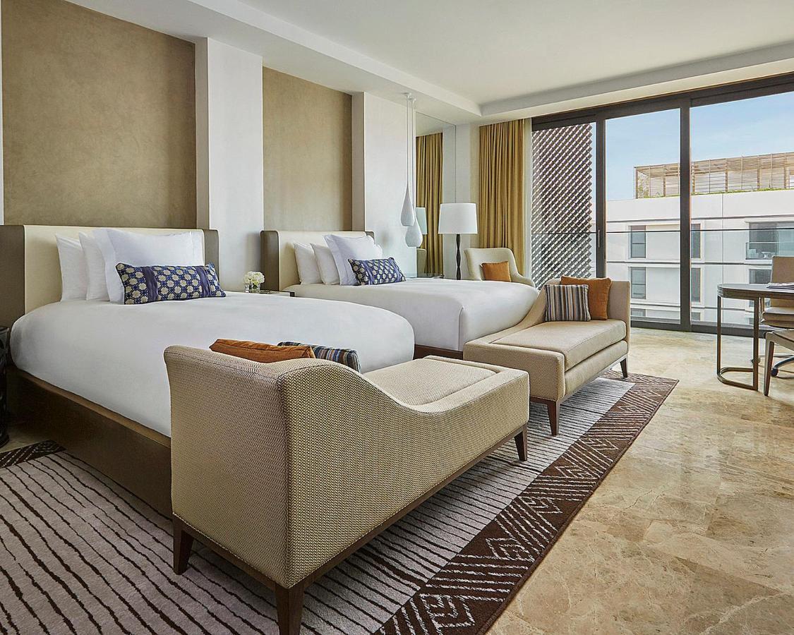 Deluxe Room Two Twin Beds