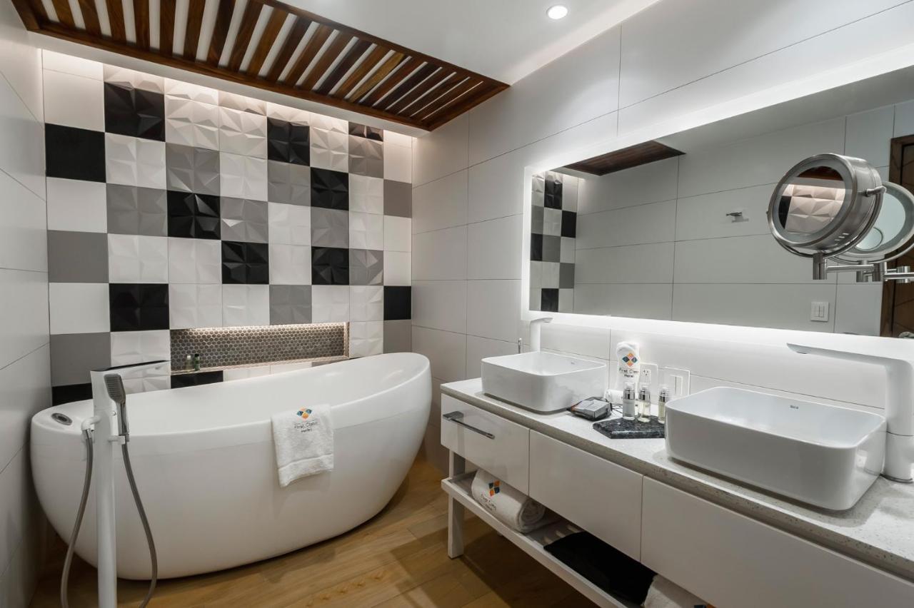 Suite Deluxe con bañera de hidromasaje