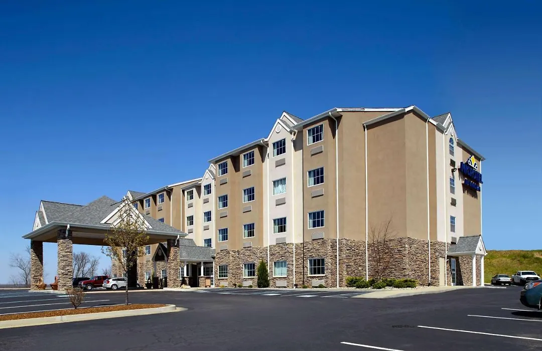 Microtel Inn & Suites By Wyndham New Martinsville-1