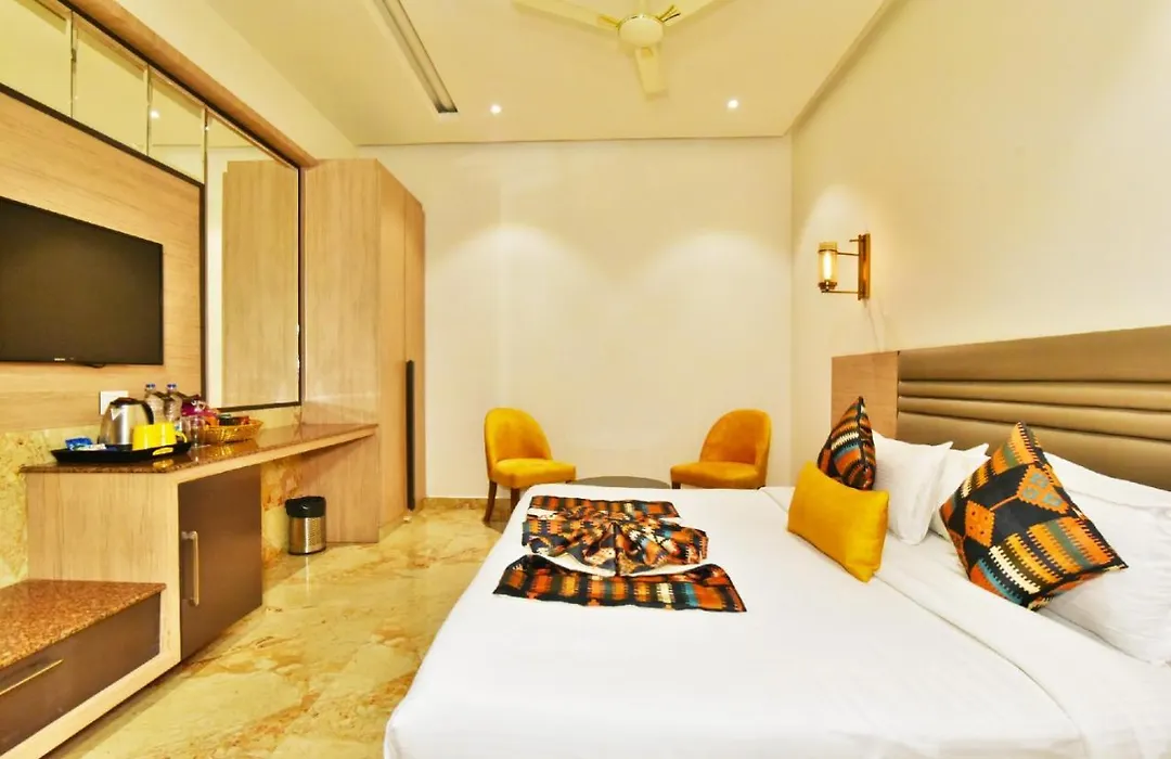 Hotel Infa - 400M From Golden Temple-1