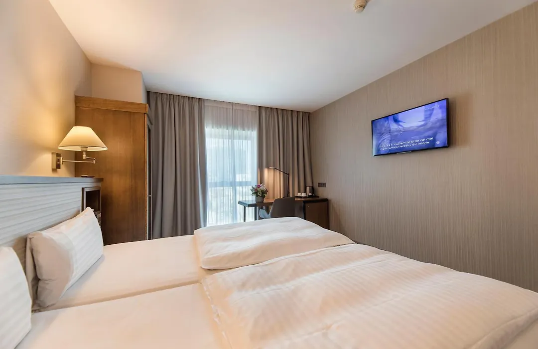 Hotel Ch Bucharest-1