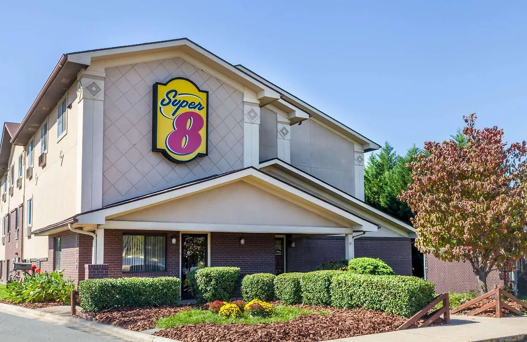 Super 8 By Wyndham Charlotte/Amusement Park Area-1