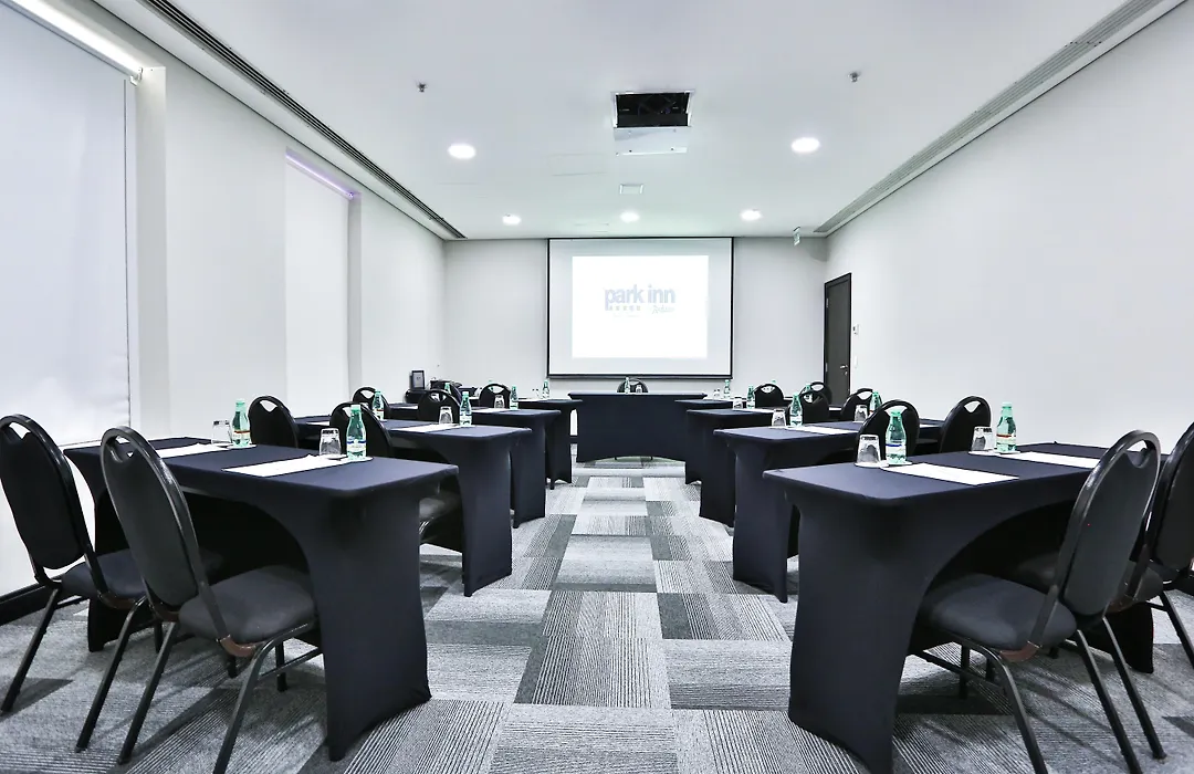 Park Inn By Radisson Berrini-1