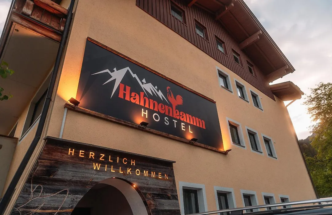 Hahnenkamm Hostel-1