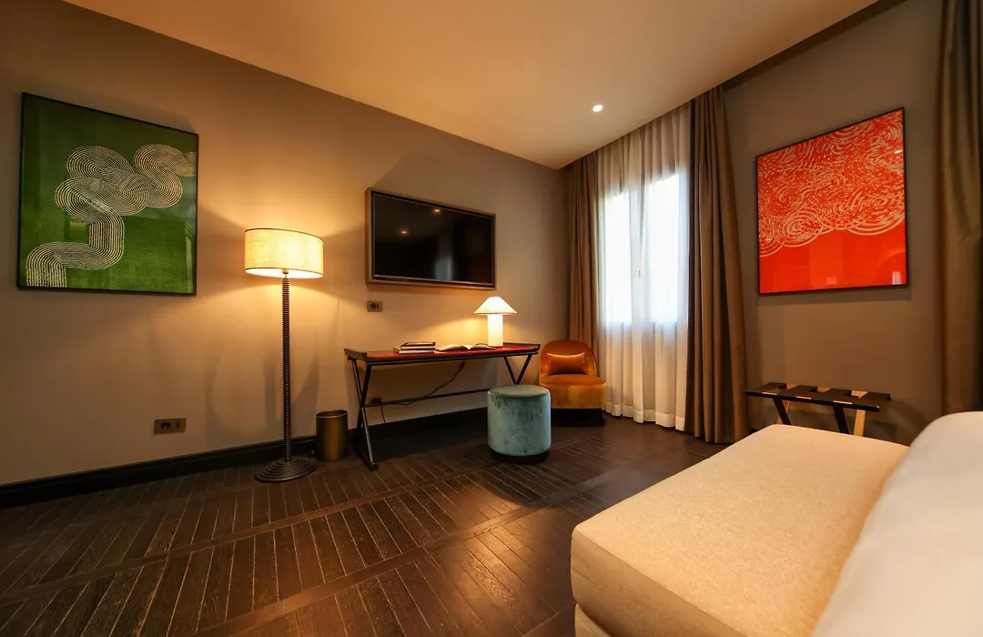 U-Visionary Venezia Hotel-1