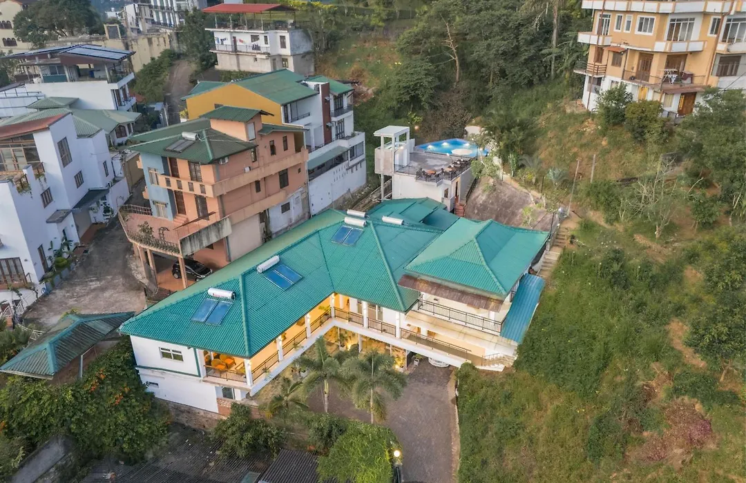 Hotel Travellers Nest Kandy-1