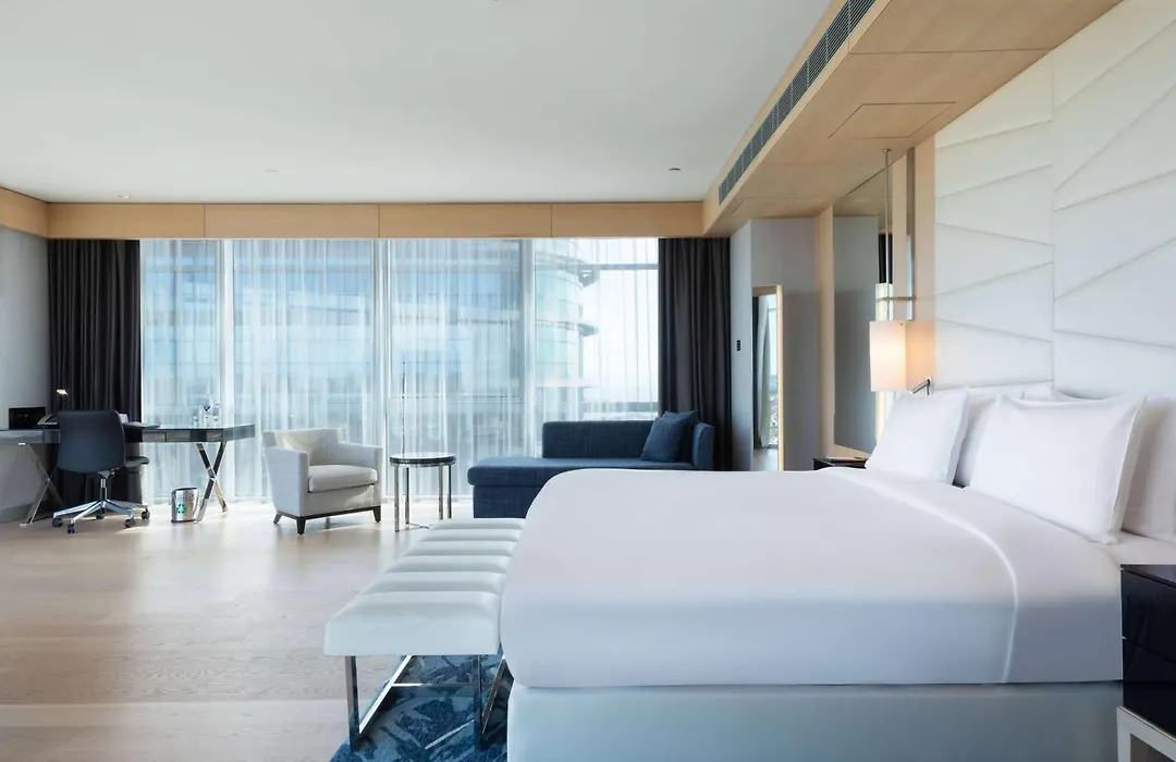 Wyndham Grand Istanbul Levent Hotel & Conference Center-1