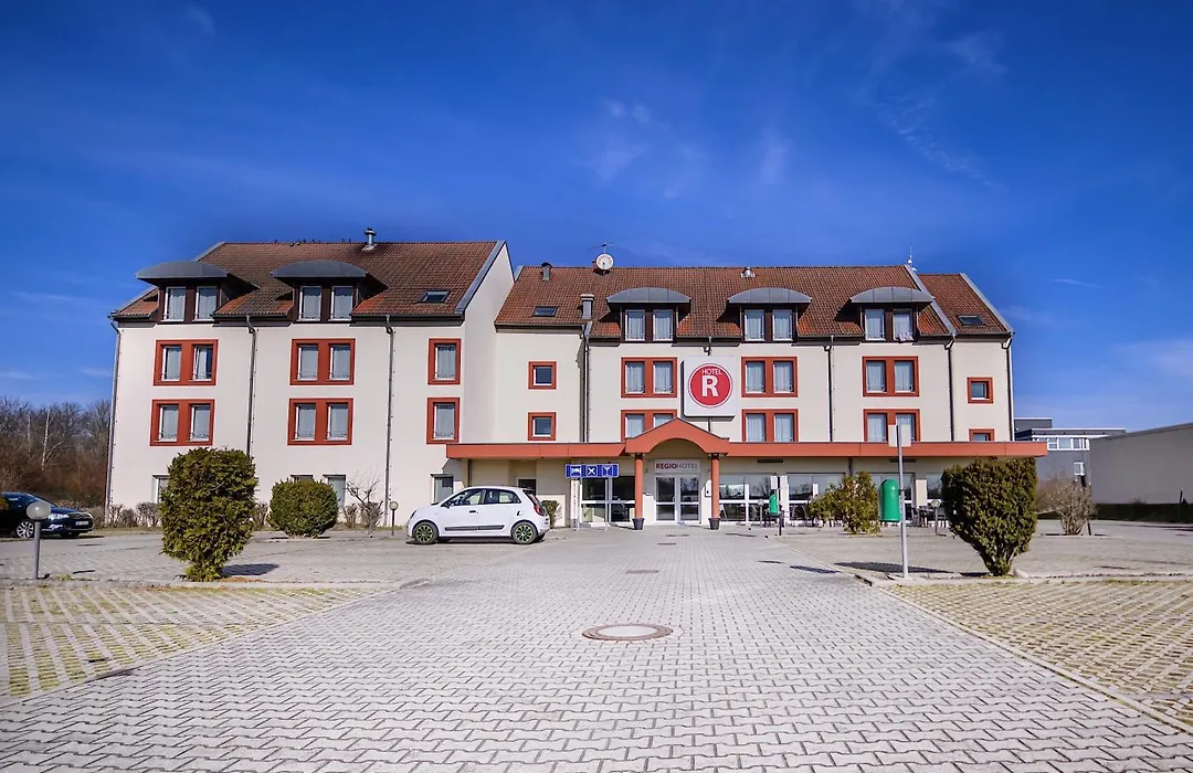 REGIOHOTEL Leipzig West-1