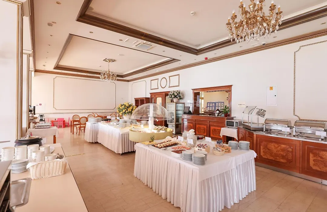 Hotel Val-1