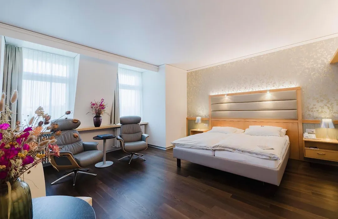 Park-Hotel am Rhein - Gesundheitshotel und Residenzen-1
