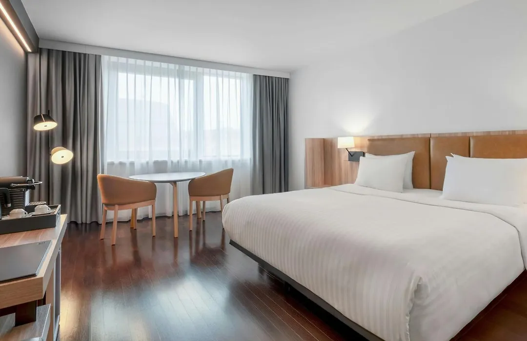 Ac Hotel By Marriott Bratislava Old Town-1