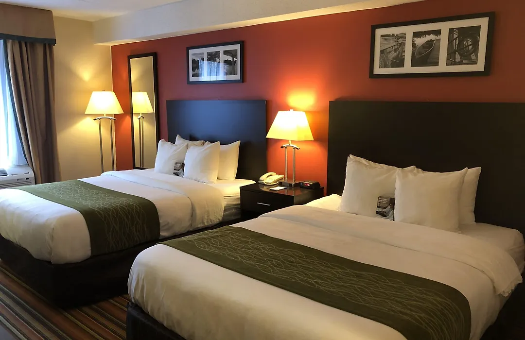 Comfort Inn & Suites Peterborough Kawarthas-1
