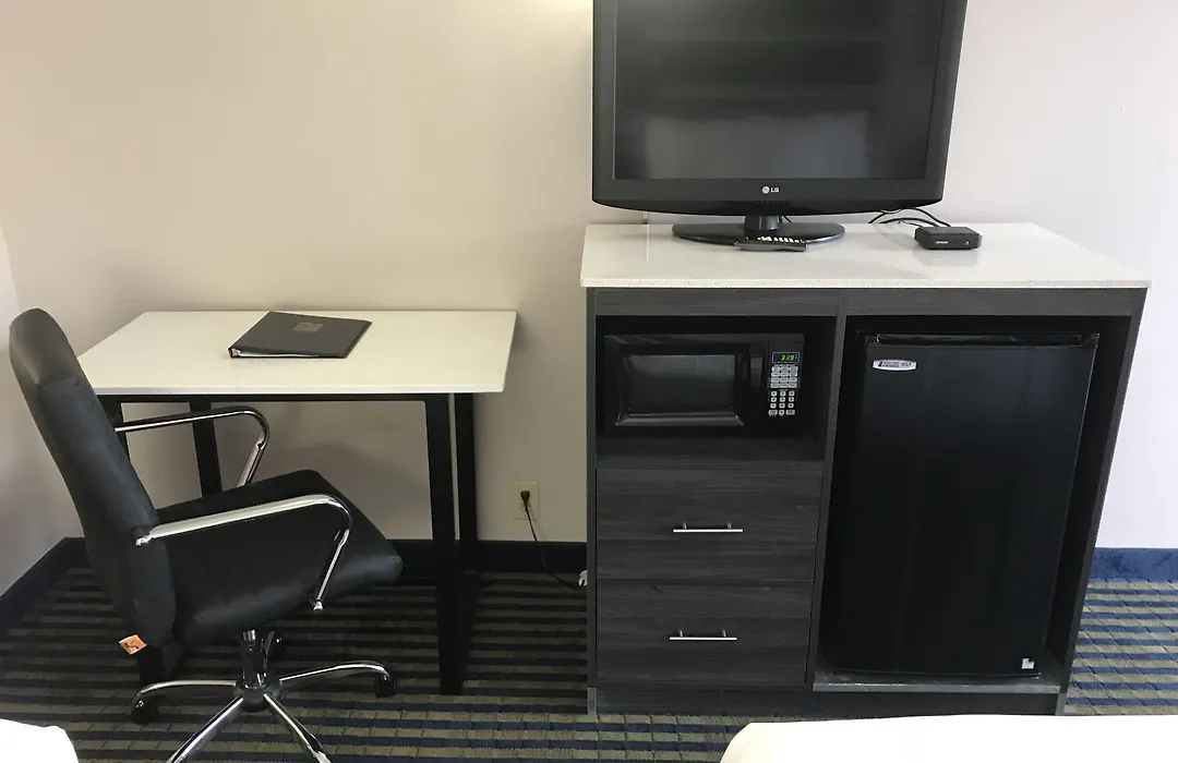 Quality Inn Savannah I-95-1