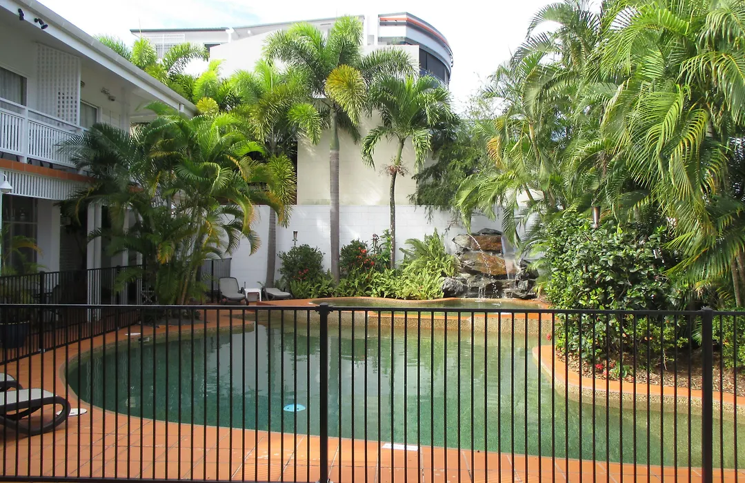 Mercure Cairns-1
