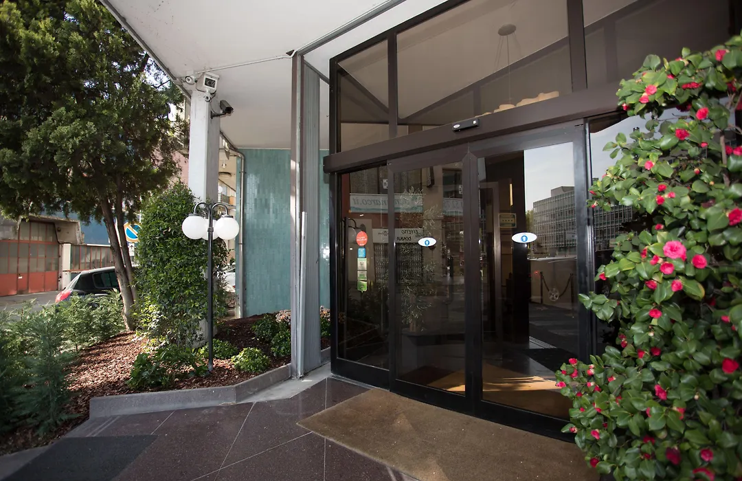 iH Hotels Milano Eur - Trezzano sul Naviglio-1