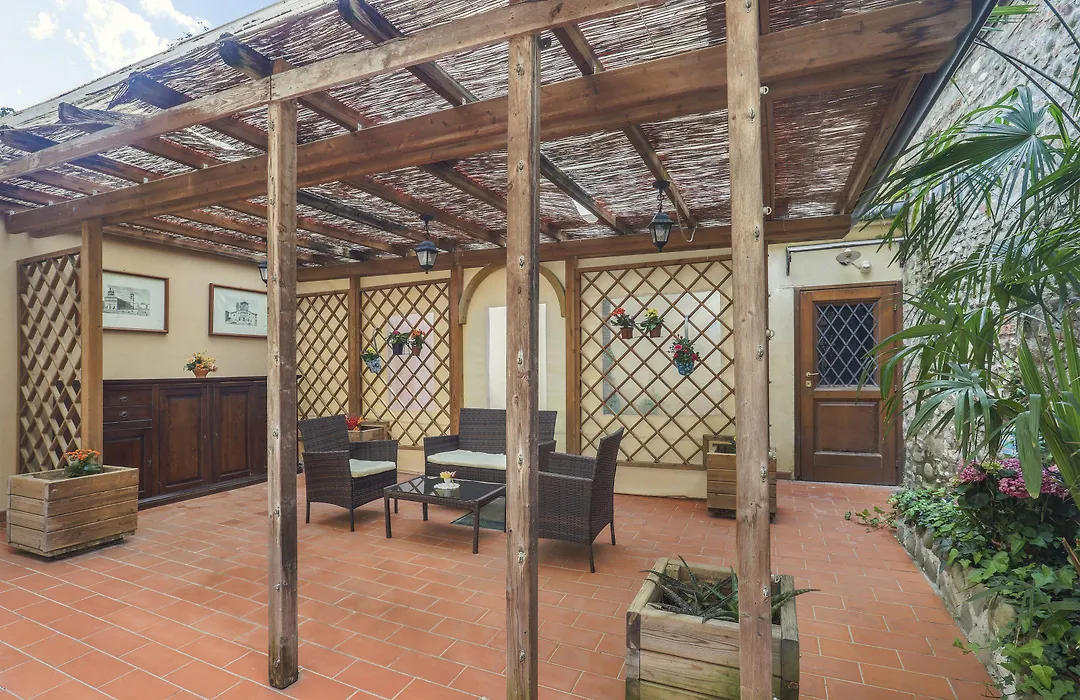Antica Residenza Santa Chiara-1