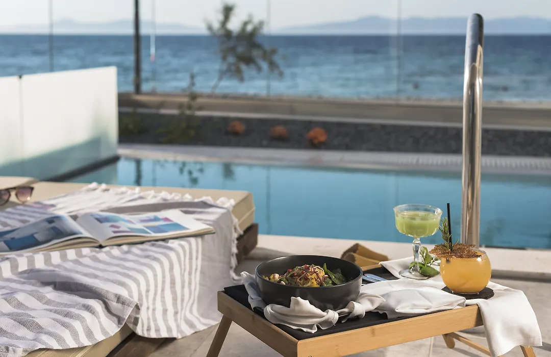 Villa Di Mare Seaside Suites-1