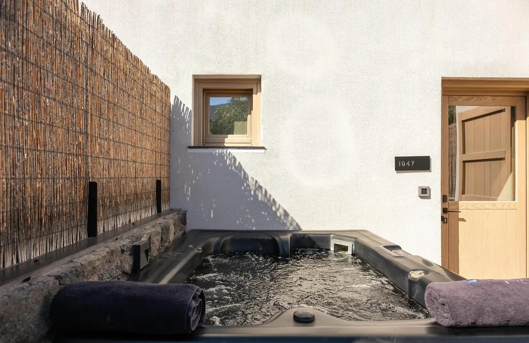 Radisson Blu Zaffron Resort, Santorini (Adults Only)-1