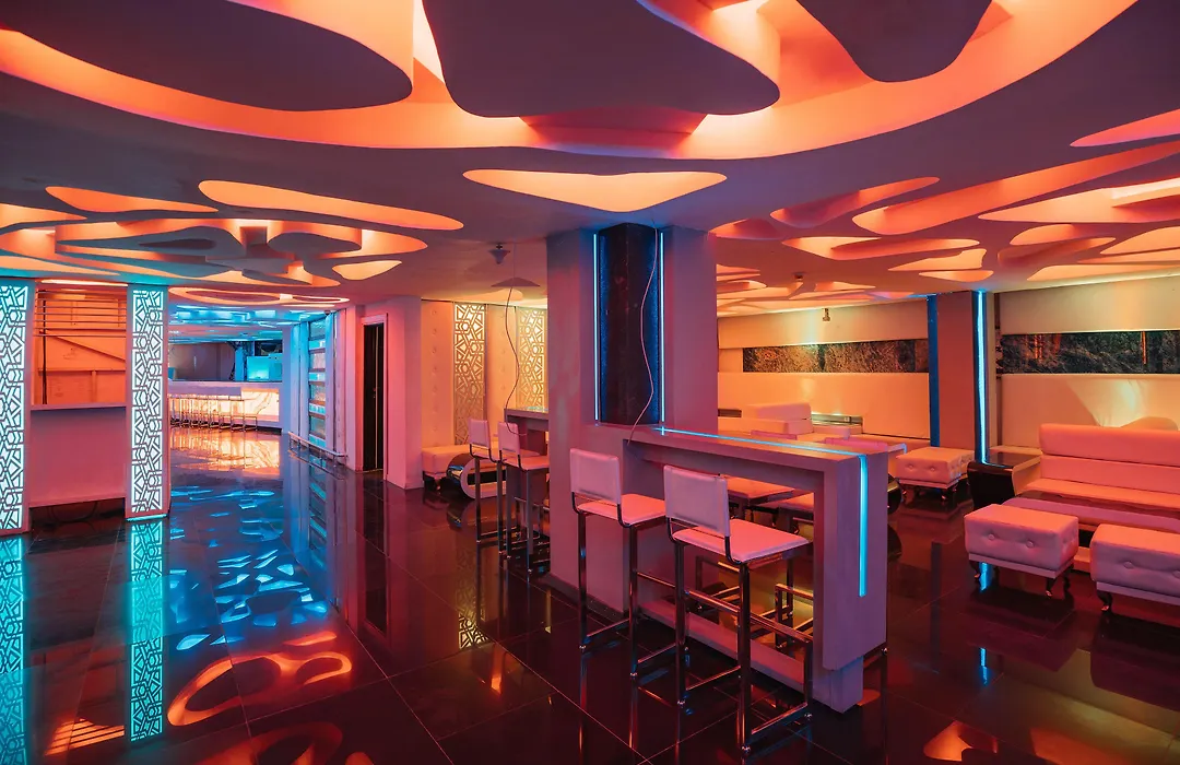 Diamond Hotel-1