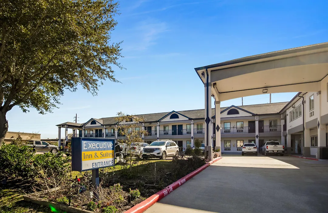 Executive Inn & Suites-1