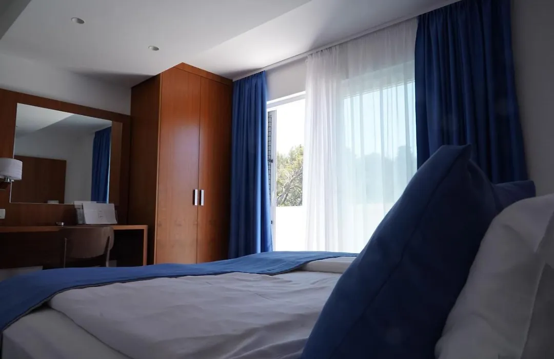 Aparthotel Miramare-1