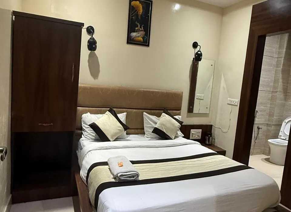 Hotel Kamla Palace-1