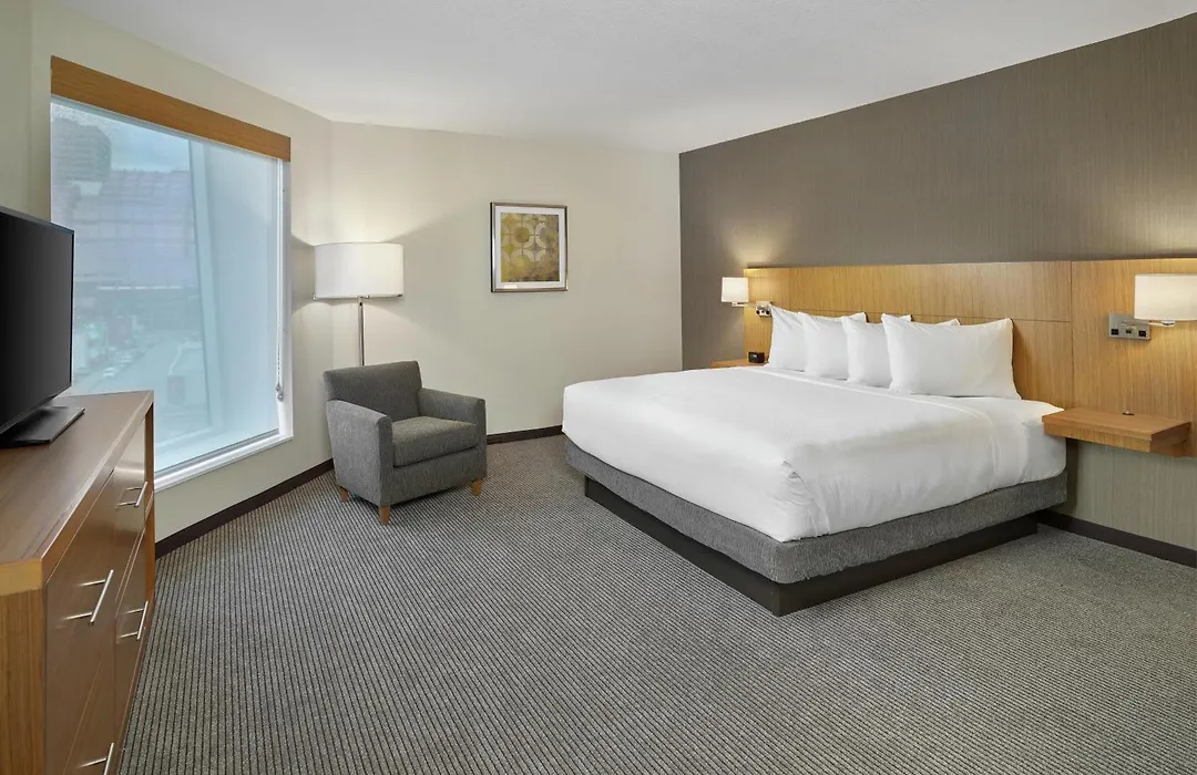 Doubletree By Hilton Edmonton Downtown-1