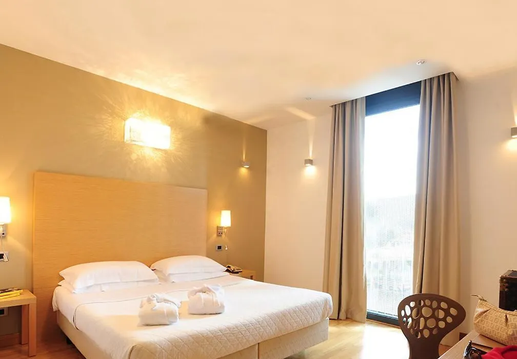 Atlantic Park Hotel-1