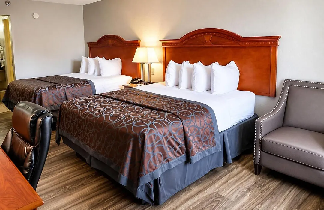 Days Inn By Wyndham Apple Valley Pigeon Forge/Sevierville-1