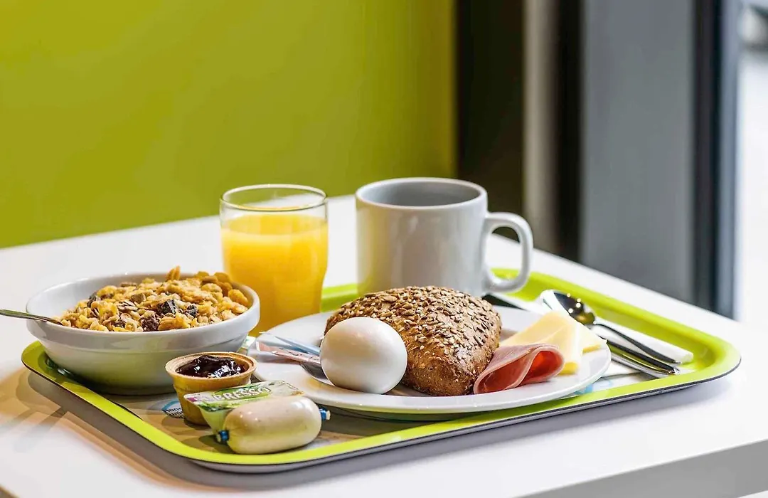Ibis Budget Alicante-1
