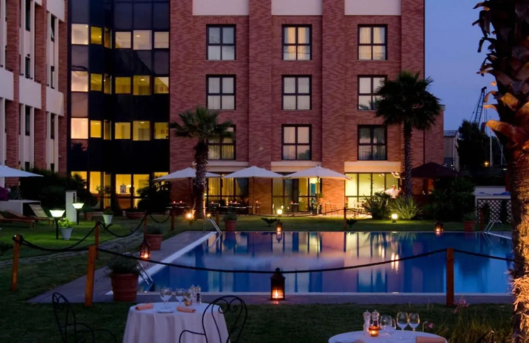 Mercure Leonardo da Vinci Rome Airport-1