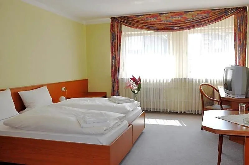 Hotel Hessischer Hof-1