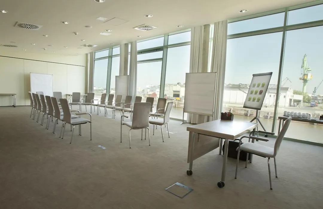 Best Western Plus Hotel Bremerhaven-1