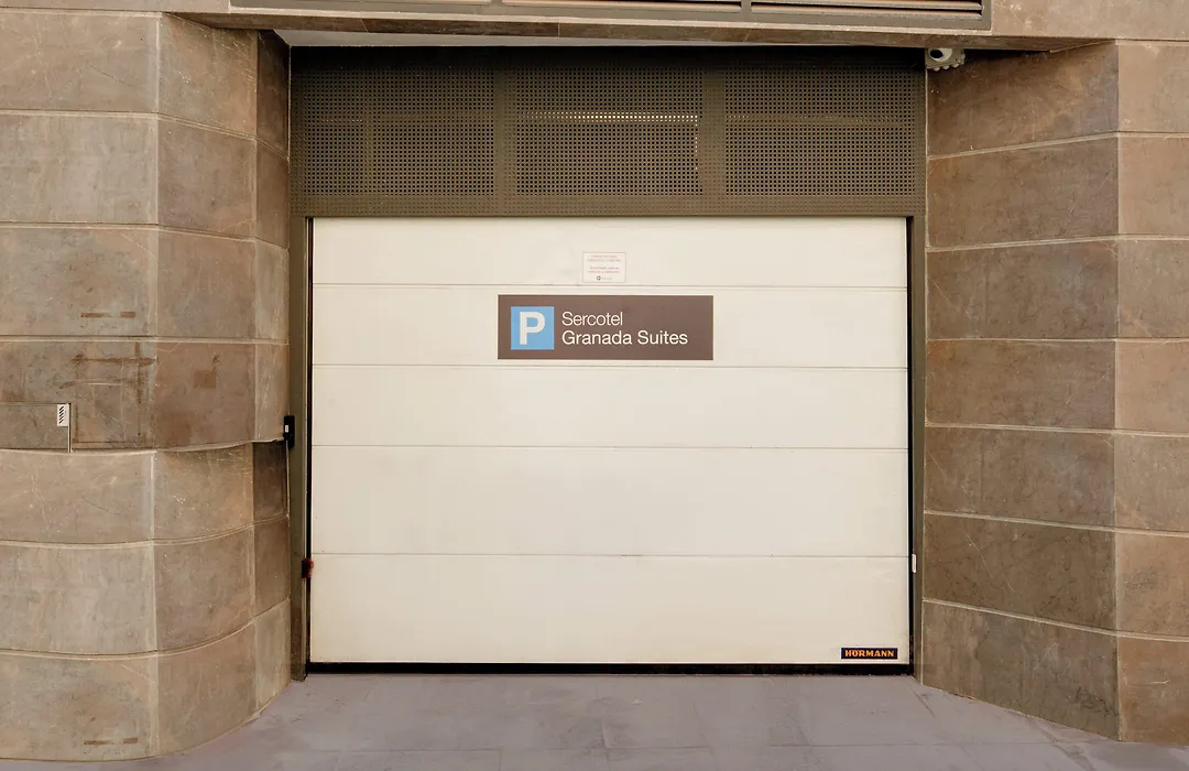 Sercotel Granada Suites-1