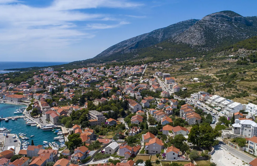 Apartments Villa Azzurra Bol-1