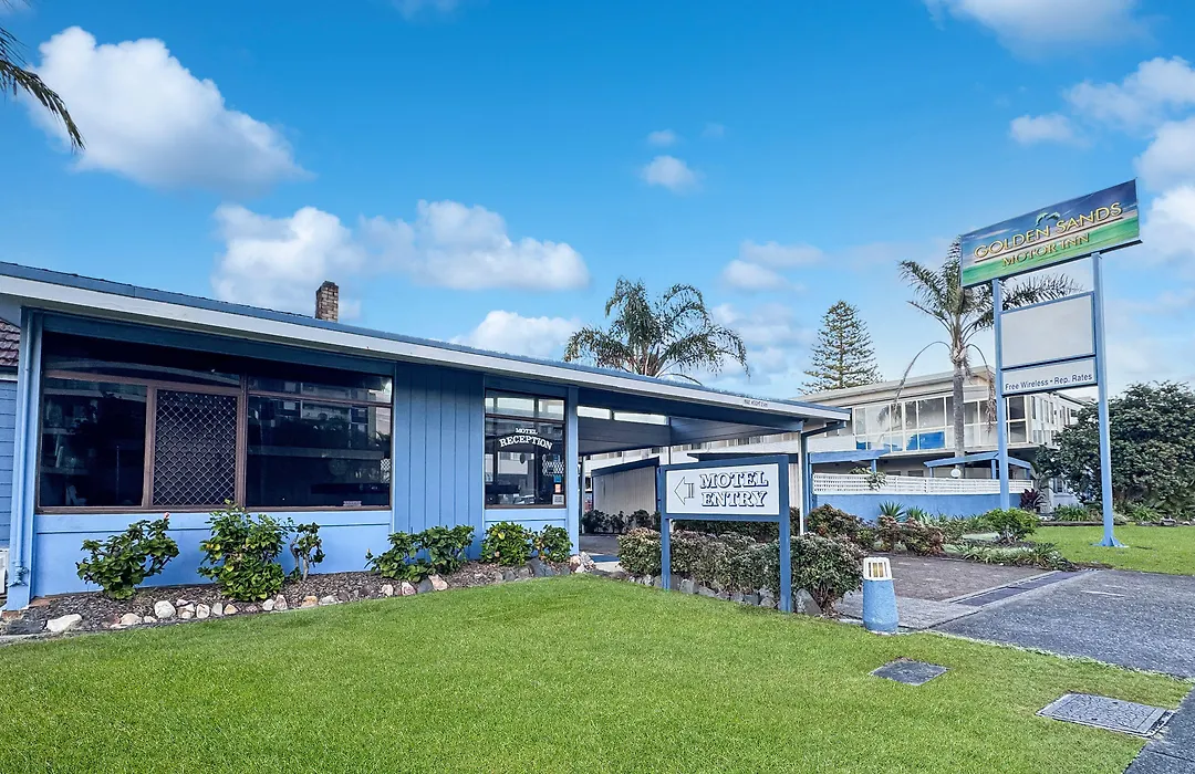 Golden Sands Motor Inn-1