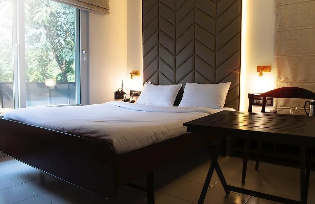 Hotel Cozy Inn-1