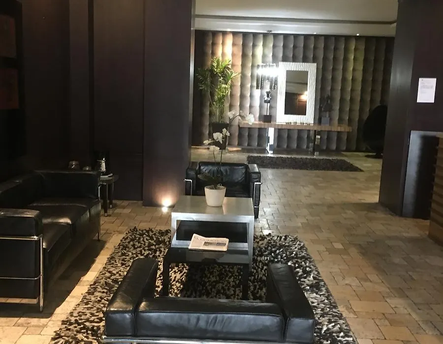 Suites Parque Real-1
